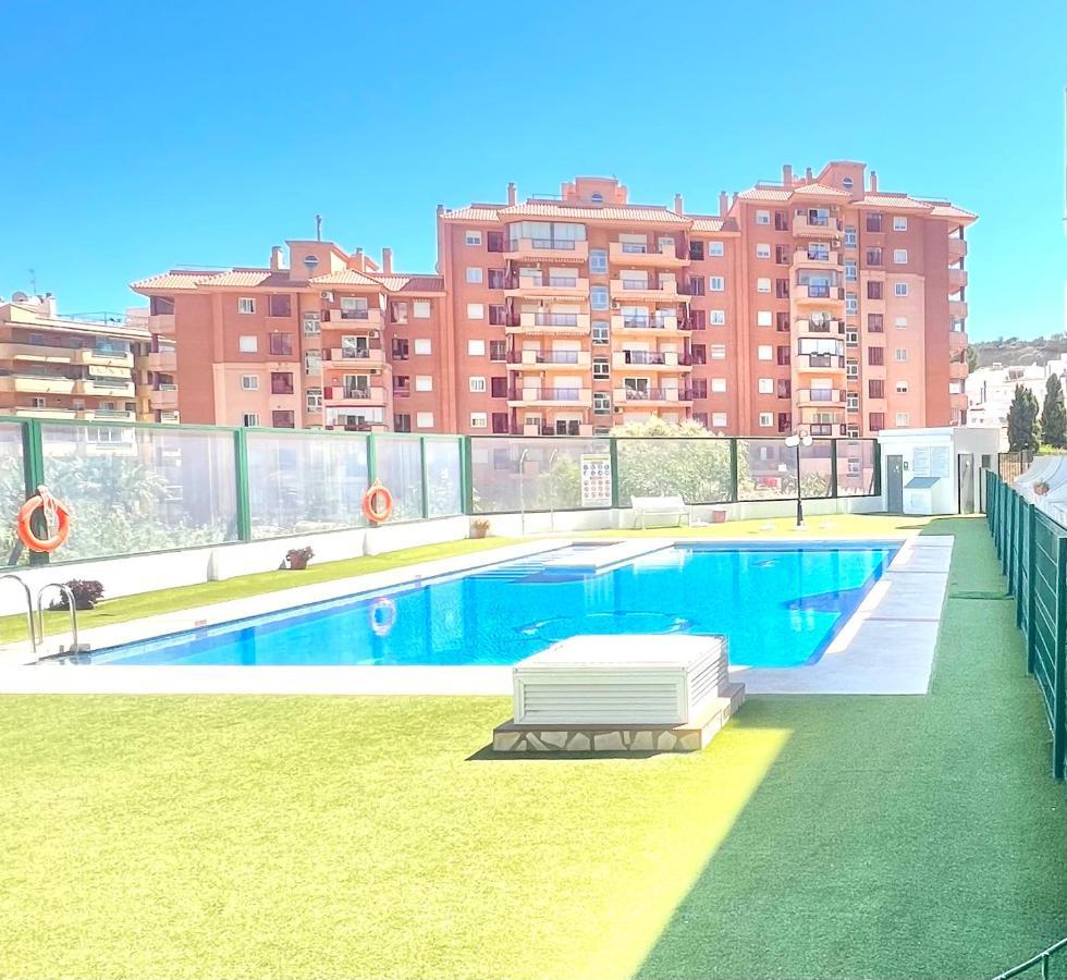 Cozy Fuengirola Apartment With Sea View & Pool Экстерьер фото